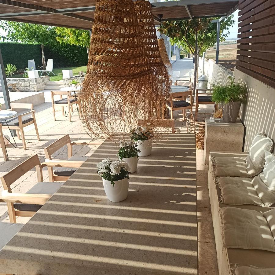 אפיטוס Niovi Boutique Apartments מראה חיצוני תמונה