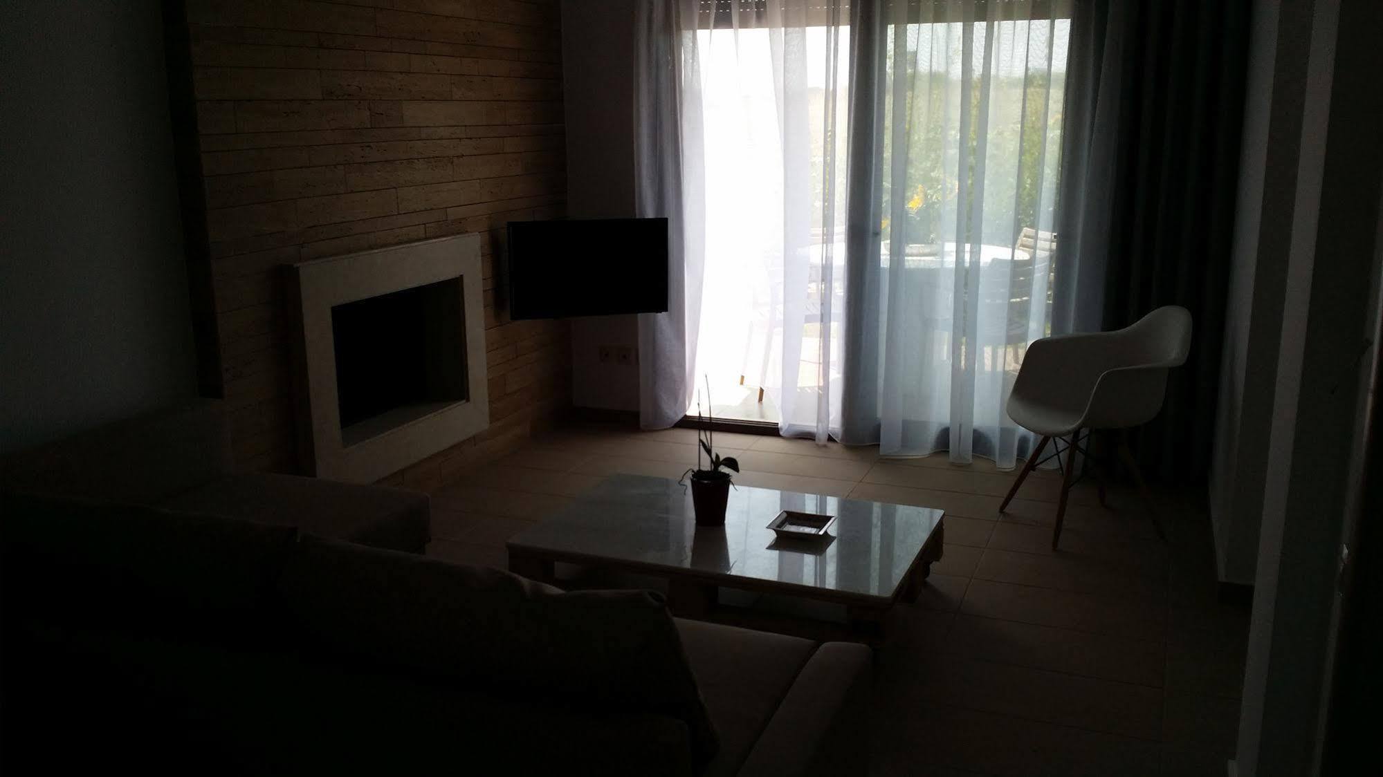 אפיטוס Niovi Boutique Apartments מראה חיצוני תמונה