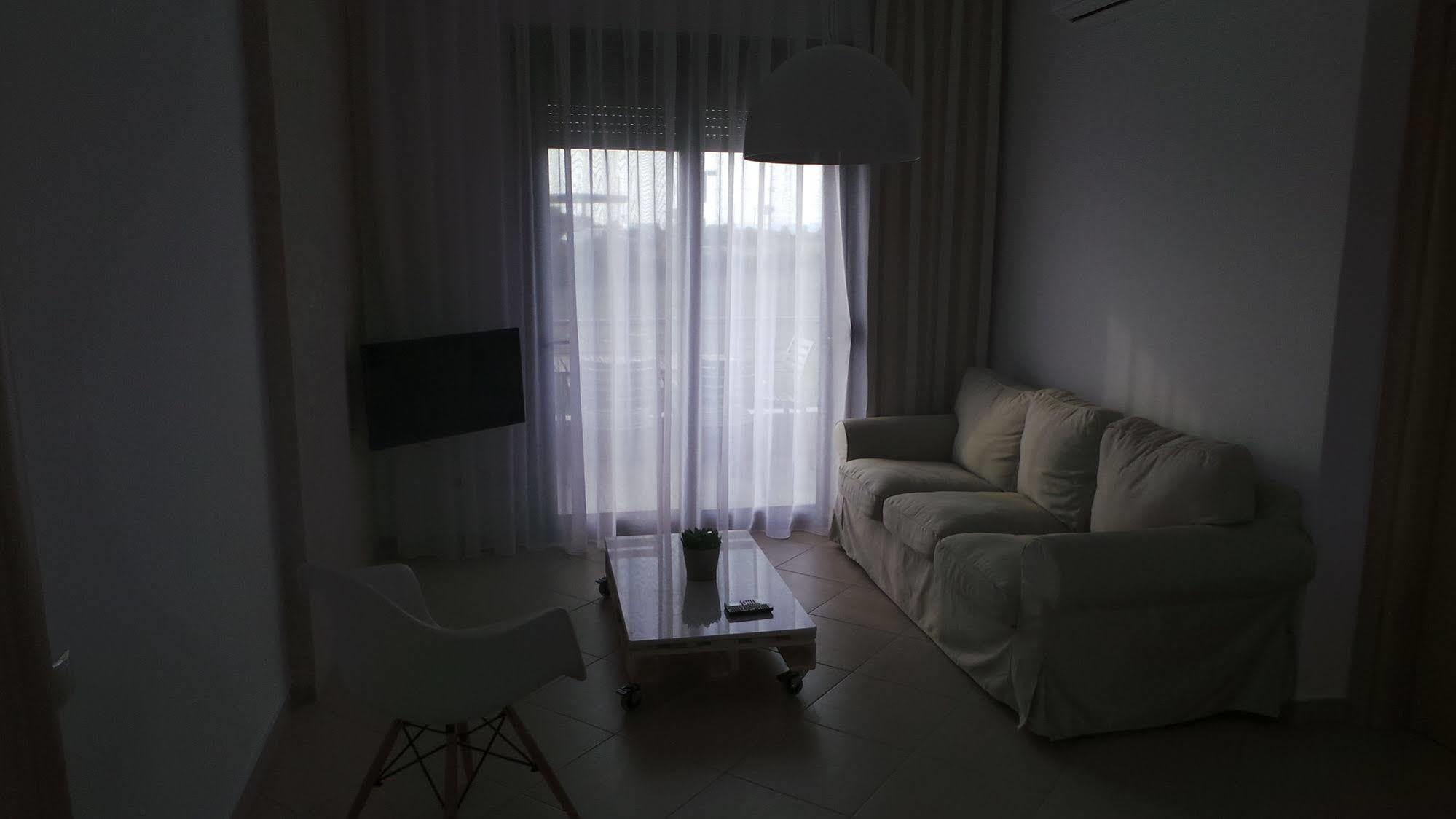 אפיטוס Niovi Boutique Apartments מראה חיצוני תמונה