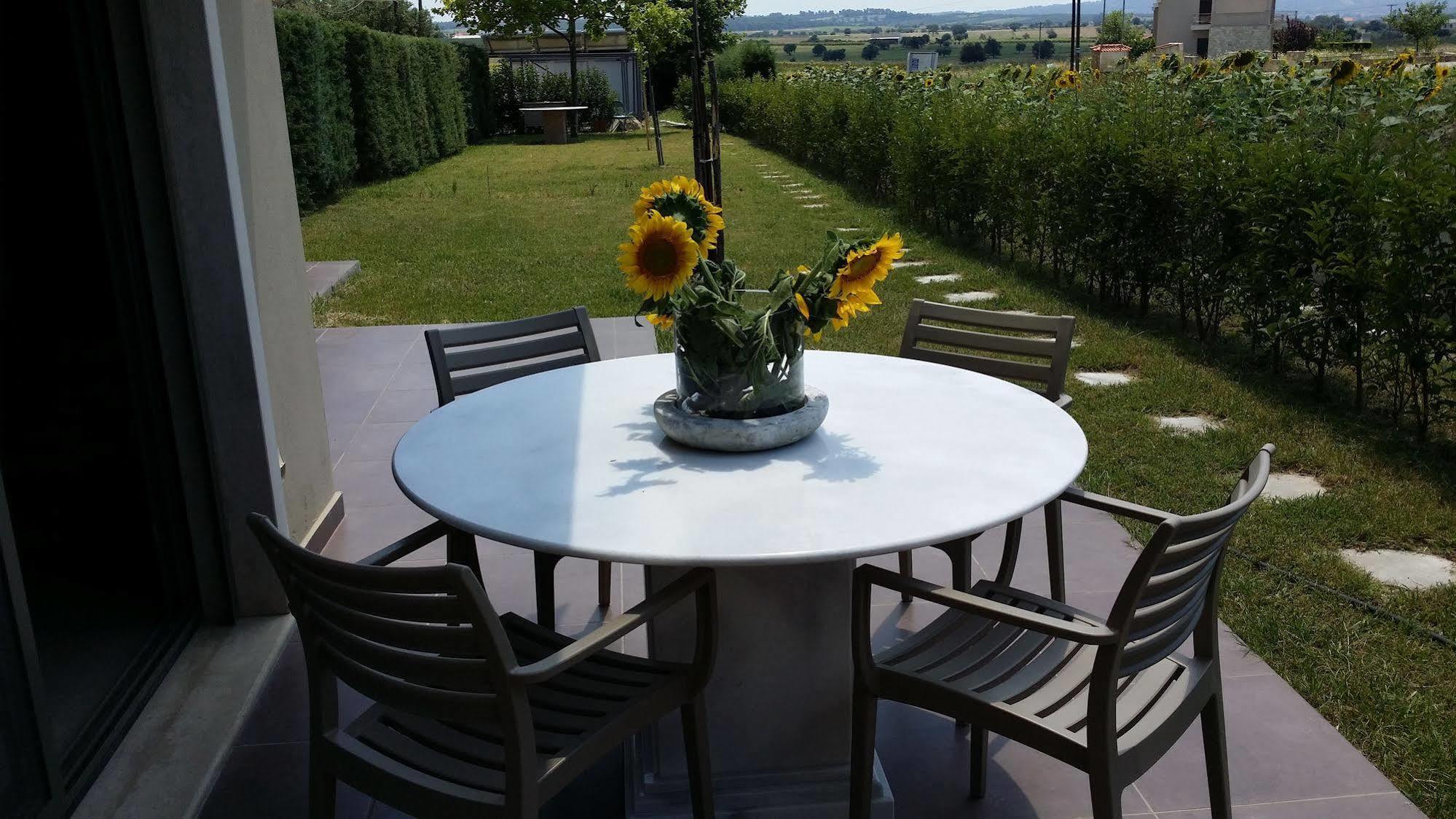 אפיטוס Niovi Boutique Apartments מראה חיצוני תמונה