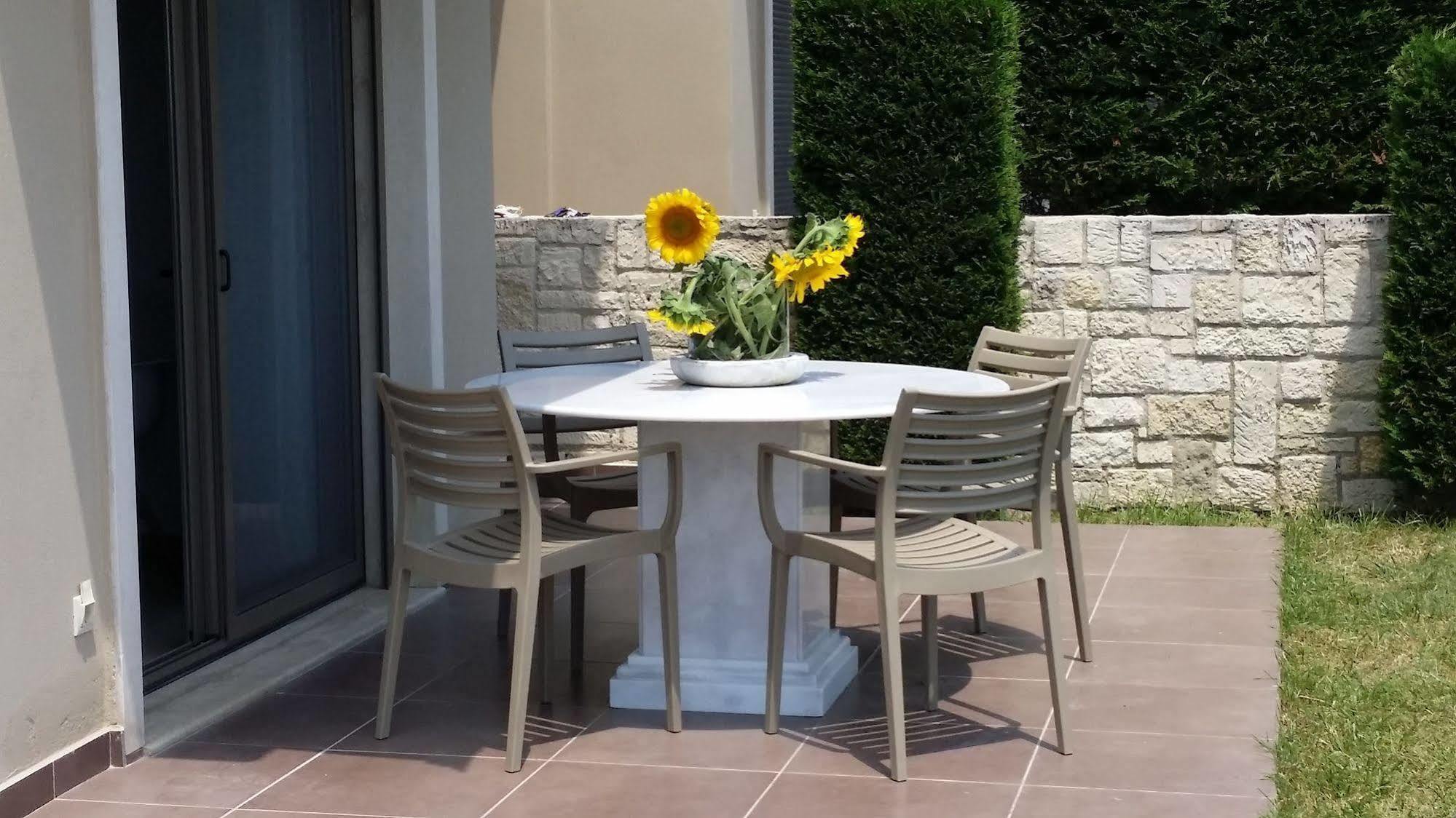 אפיטוס Niovi Boutique Apartments מראה חיצוני תמונה