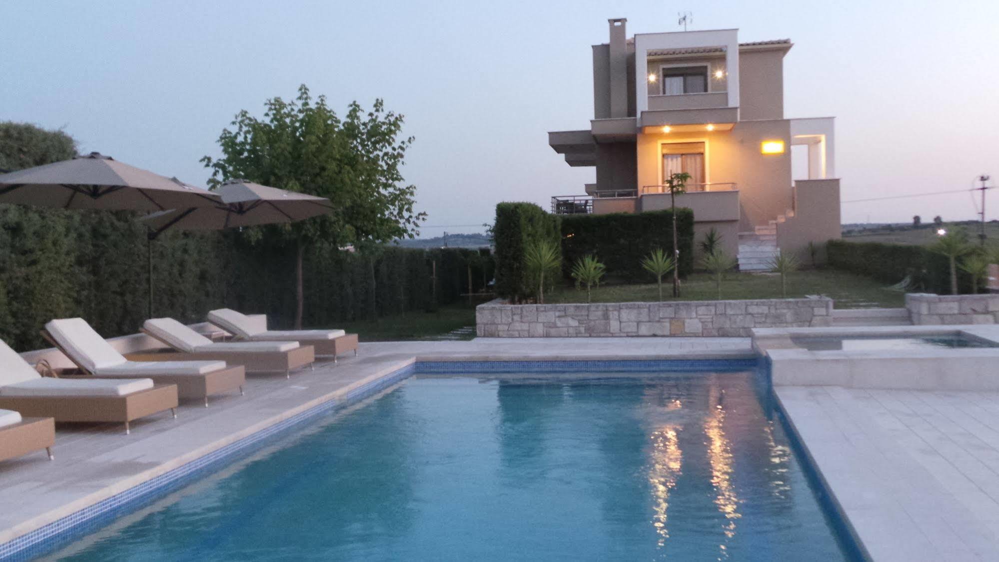 אפיטוס Niovi Boutique Apartments מראה חיצוני תמונה