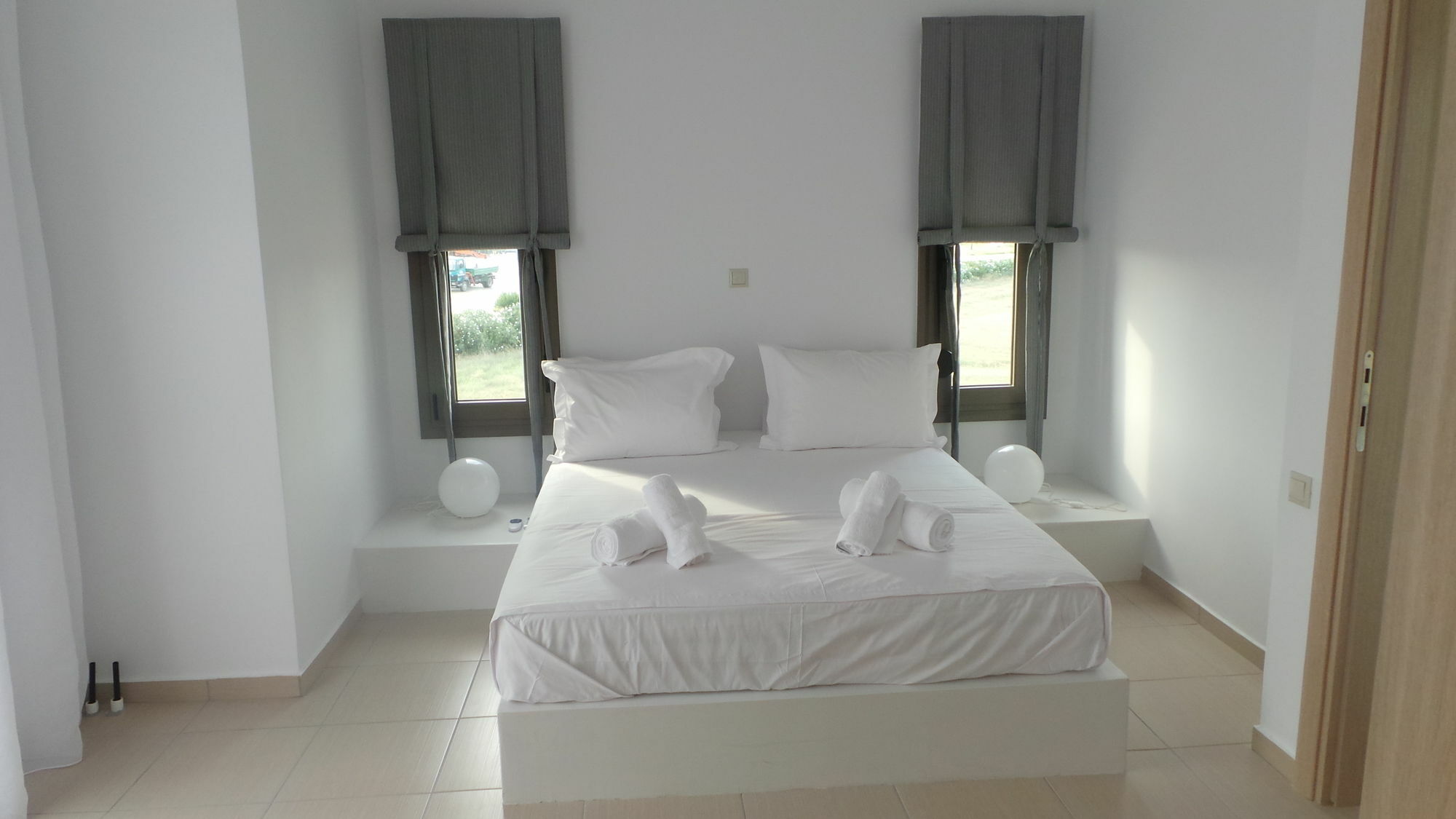 אפיטוס Niovi Boutique Apartments מראה חיצוני תמונה
